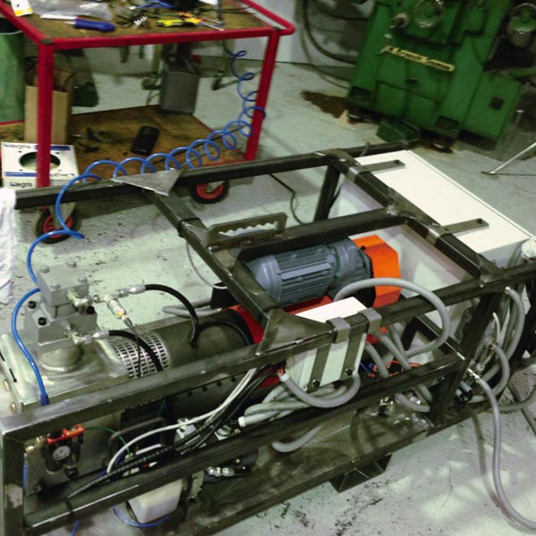 Machines Sp&eacute;ciales - image 5